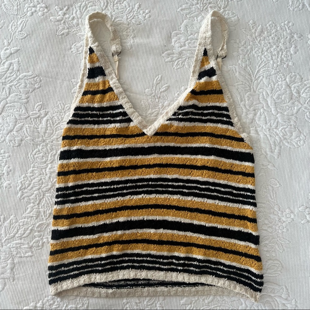 Free People Knit Tank Top w/ adjustable straps!